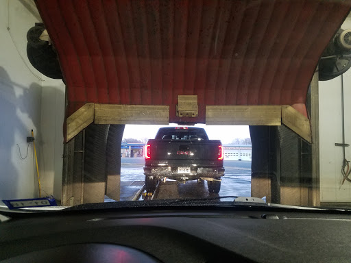 Car Wash «Baird Brothers Express Car Wash», reviews and photos, 1313 S Valley Mills Dr, Waco, TX 76711, USA