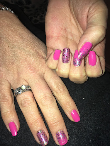 Reviews of Nails by Nathalie in Leeds - Beauty salon