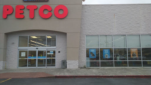 Pet Supply Store «Petco Animal Supplies», reviews and photos, 545 W Prien Lake Rd, Lake Charles, LA 70601, USA