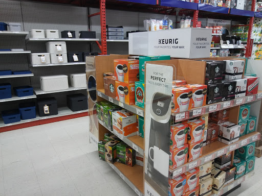 Office Supply Store «Staples», reviews and photos, 23131 Michigan Ave, Dearborn, MI 48124, USA