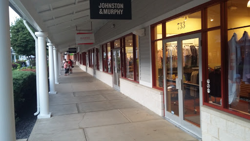 Shoe Store «Johnston & Murphy», reviews and photos, 241 Fort Evans Rd NE, Leesburg, VA 20176, USA