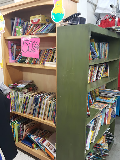 Thrift Store «Thrift Center Thrift Store», reviews and photos, 1060 El Camino Real, San Carlos, CA 94070, USA