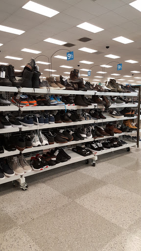 Clothing Store «Ross Dress for Less», reviews and photos, 17880 Newhope St, Fountain Valley, CA 92708, USA