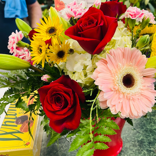 Florist «Suntree Florist & Gifts», reviews and photos, 6450 N Wickham Rd Suite 113, Melbourne, FL 32940, USA