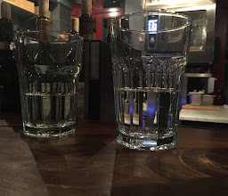 Weinlokal Galerie am Karlplatz photo