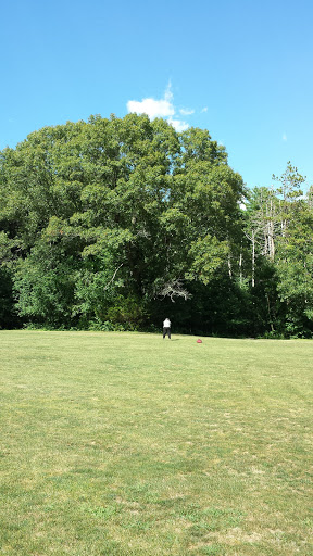 Golf Course «Goddard State Park Golf Course», reviews and photos, 1095 Ives Rd, East Greenwich, RI 02818, USA