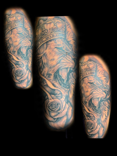 Tattoo Shop «Natives with Ink. Tattoos Paintings & Designs», reviews and photos, 40 Montauk Hwy, Southampton, NY 11968, USA