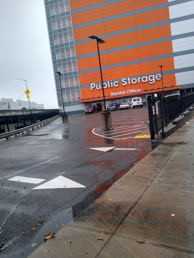 Self-Storage Facility «Public Storage», reviews and photos, 385 Gerard Ave, Bronx, NY 10451, USA