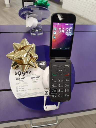 Shopping Mall «The Shops at Aramingo», reviews and photos, 3801 Aramingo Ave, Philadelphia, PA 19137, USA