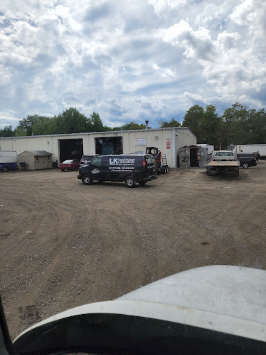 Truck Repair Shop «LK Truck, Trailer & Auto Repair», reviews and photos, 77 Phoenix Ave, Lowell, MA 01852, USA