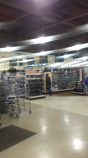 Computer Store «Micro Center», reviews and photos, 11755 Mosteller Rd, Sharonville, OH 45241, USA