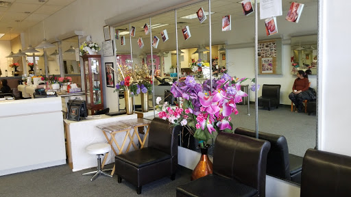 Beauty Salon «Mila Threading & Beauty Salon», reviews and photos, 4667 Morse Centre Rd, Columbus, OH 43229, USA