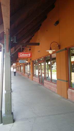 Outlet Store «Express Factory Outlet», reviews and photos, 5050 Factory Shops Blvd, Castle Rock, CO 80108, USA