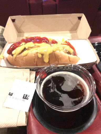 Movie Theater «AMC Framingham 16 with Dine-in Theatres», reviews and photos, 22 Flutie Pass, Framingham, MA 01701, USA