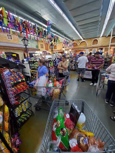 Grocery Store «Rio Ranch Market», reviews and photos, 9001 Mission Boulevard, Riverside, CA 92509, USA