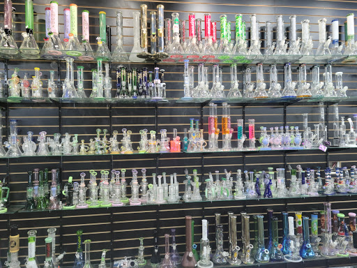 Tobacco Shop «Smoken Smoke House», reviews and photos, 13260 Woodruff Ave, Downey, CA 90242, USA