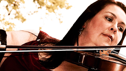 Jenny Mac, Moonlighting Violinist