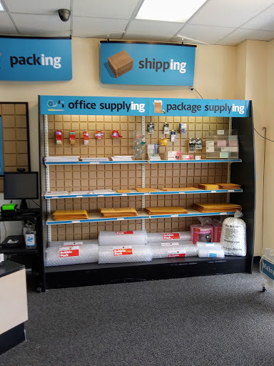 Shipping and Mailing Service «The UPS Store», reviews and photos, 2815 100th St, Urbandale, IA 50322, USA