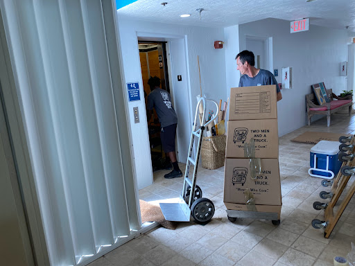 Moving and Storage Service «Two Men and a Truck», reviews and photos, 11952 Miramar Pkwy, Miramar, FL 33025, USA