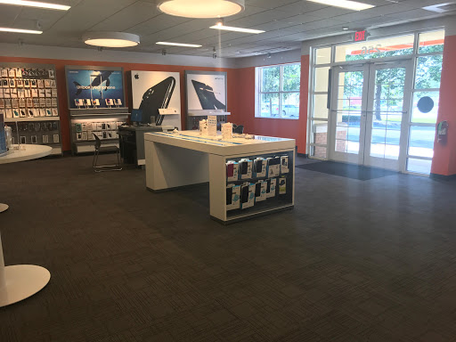 Cell Phone Store «AT&T Authorized Retailer», reviews and photos, 256 County Rd 44, Eustis, FL 32726, USA