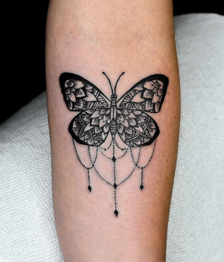 Explore dead dog tattoo ideas, creative tattoo ideas in Saint Petersburg, available at Phoebus Tattoos