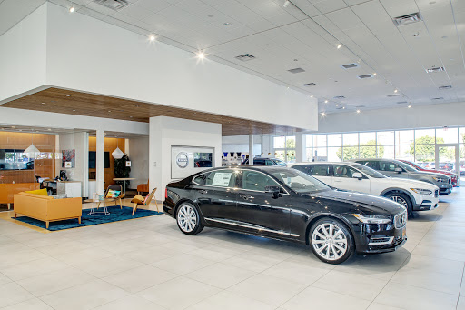 Car Dealer «Volvo of Orange County», reviews and photos, 1400 S Dan Gurney Dr, Santa Ana, CA 92705, USA
