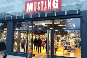 Mustang Outlet Jettingen image