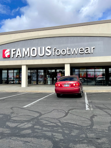Shoe Store «Famous Footwear», reviews and photos, 292 W University Pkwy, Orem, UT 84058, USA