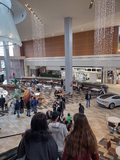 Shopping Mall «The Fashion Mall at Keystone», reviews and photos, 8702 Keystone Crossing, Indianapolis, IN 46240, USA