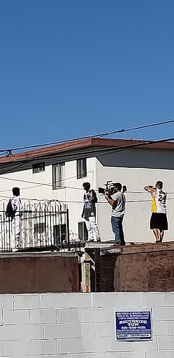 Liquor Store «Pound Penny Liquor & Market», reviews and photos, 13353 Prairie Ave, Hawthorne, CA 90250, USA