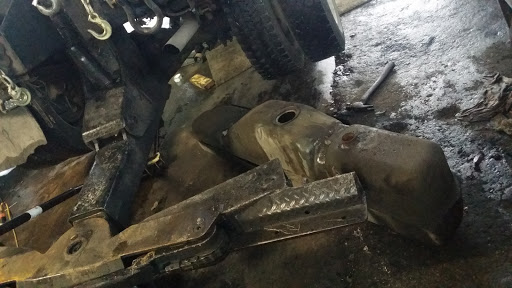 Auto Repair Shop «Valdez Auto Total Repair», reviews and photos, 923 Clark Ave, San Antonio, TX 78210, USA