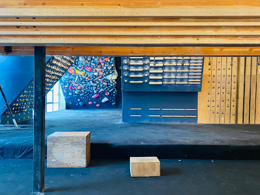 Rock Climbing Gym «Seattle Bouldering Project», reviews and photos, 900 Poplar Pl S, Seattle, WA 98144, USA