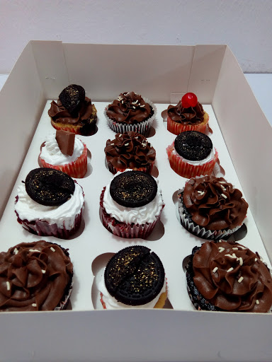 Cakemaniac Cake shop, 30 Oduduwa St, Ikate, kilo, Nigeria, Bakery, state Lagos