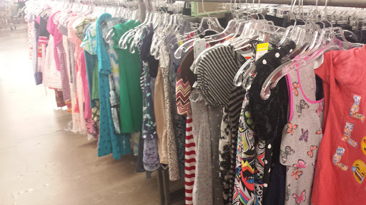 Thrift Store «McClintock & Southern Goodwill Retail Store & Donation Center», reviews and photos, 1546 E Southern Ave, Tempe, AZ 85282, USA