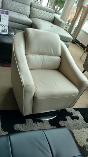 Furniture Store «Rooms To Go Furniture Store - Altamonte Springs», reviews and photos, 464 FL-436, Altamonte Springs, FL 32714, USA