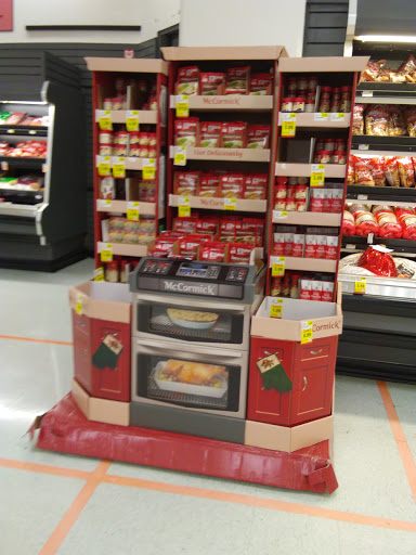 Grocery Store «Shoppers», reviews and photos, 6200 Little River Turnpike, Alexandria, VA 22312, USA