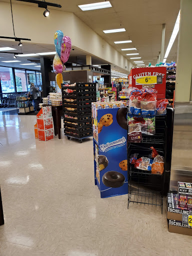 Grocery Store «Quality Food Center», reviews and photos, 22803 44th Ave W, Mountlake Terrace, WA 98043, USA