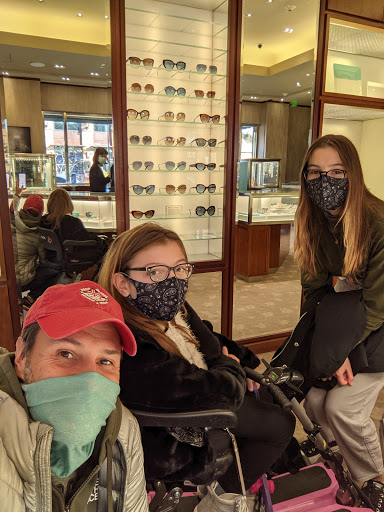 Jewelry Store «Tiffany & Co.», reviews and photos, 1119 S Main St, Walnut Creek, CA 94596, USA