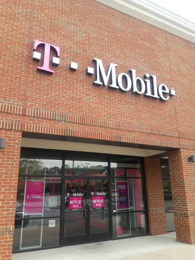 Cell Phone Store «T-Mobile», reviews and photos, 100 Promenade Pkwy A, Fayetteville, GA 30214, USA