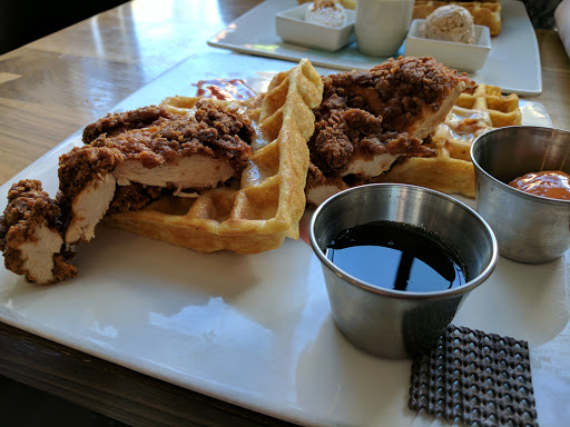 American Restaurant «D Bar Denver», reviews and photos, 494 E 19th Ave, Denver, CO 80203, USA