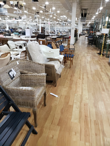 Furniture Store «Bargains and Buyouts», reviews and photos, 5150 Glencrossing Way, Cincinnati, OH 45238, USA
