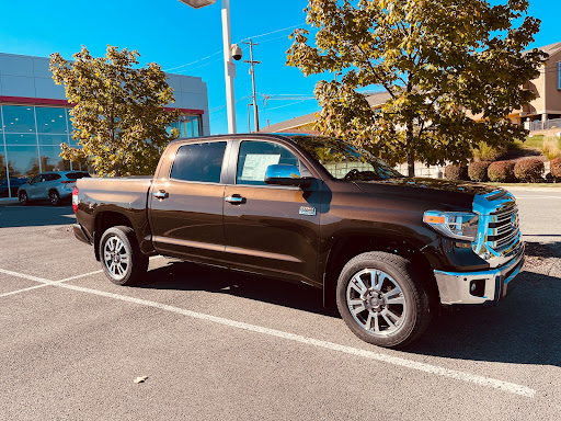 Toyota Dealer «Kenny Ross Toyota», reviews and photos, 8900 University Blvd, Moon, PA 15108, USA