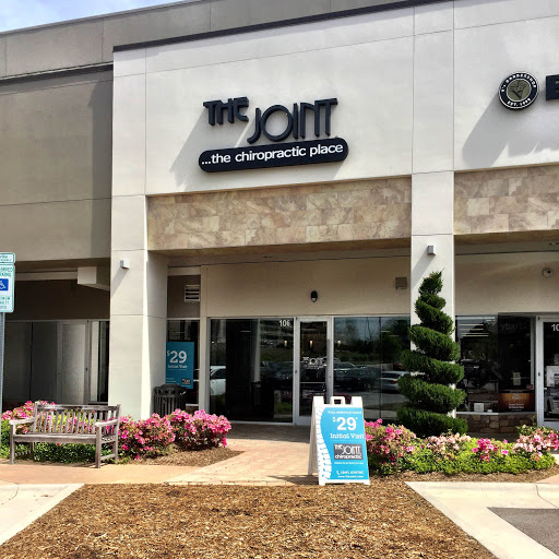 302 Colonades Way #106, Cary, NC 27518, USA