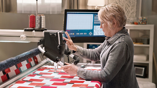 Quilt Shop «Thimbles», reviews and photos, 940 S State St, Lockport, IL 60441, USA