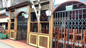 The Old Pub
