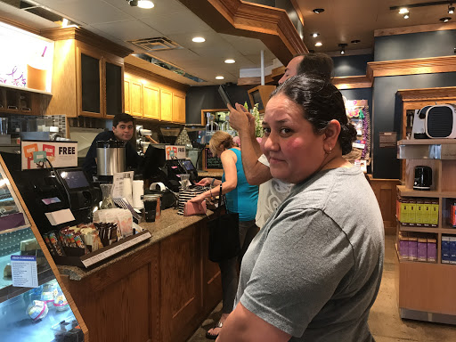 Coffee Shop «The Coffee Bean & Tea Leaf», reviews and photos, 23635 Calabasas Rd, Calabasas, CA 91302, USA