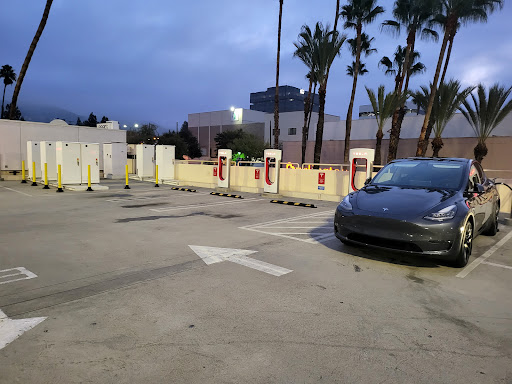 Electric vehicle charging station contractor Burbank