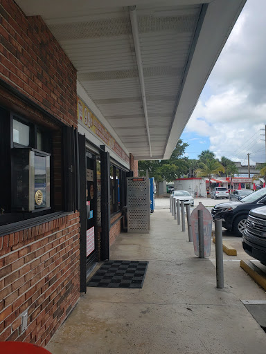 Convenience Store «Tom Thumb», reviews and photos, 8001 SW 67th Ct, South Miami, FL 33143, USA