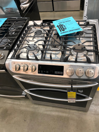 Appliance Store «Sears Outlet», reviews and photos, 2401 S Vineyard Ave, Ontario, CA 91761, USA