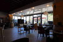 Atmosphère du Restaurant français Chez Charlotte à Podensac - n°3